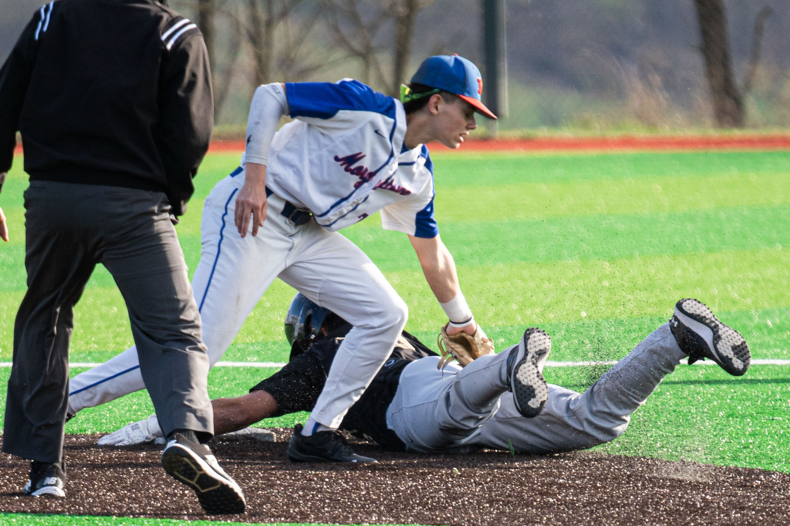 Nutter, Mohigans take advantage of opportunities in comeback victory over rival Hawks